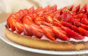 TARTE AUX FRAISES DIAM 220