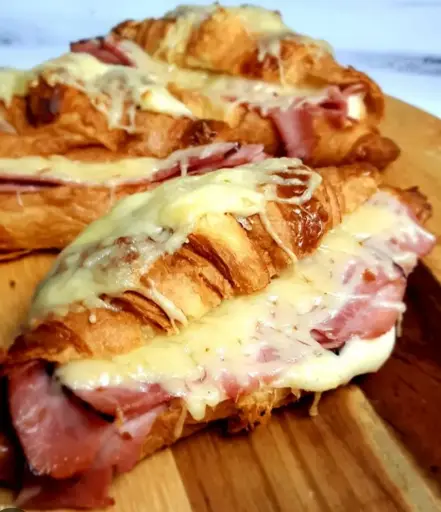 CROISSANT JAMBON FROMAGE